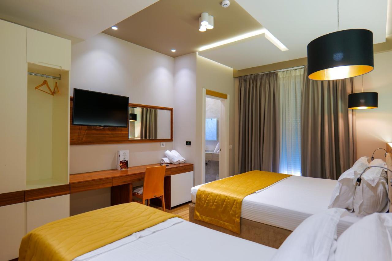 Lord Hotel Tirana Vorë Exteriér fotografie