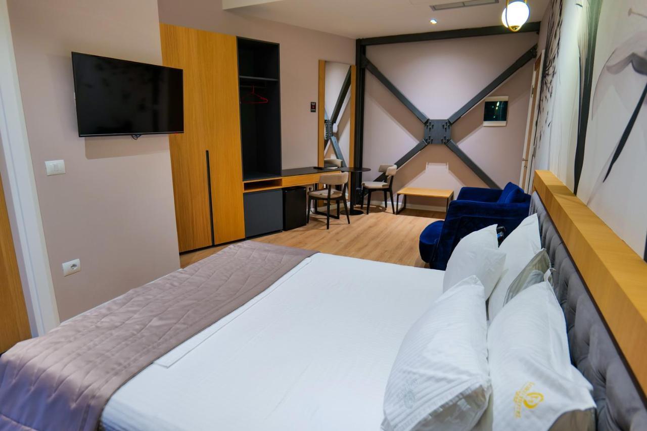 Lord Hotel Tirana Vorë Exteriér fotografie