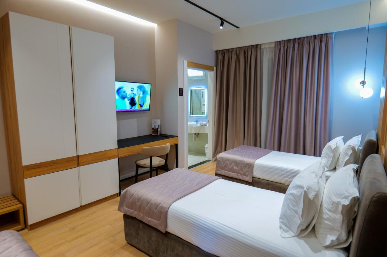 Lord Hotel Tirana Vorë Exteriér fotografie