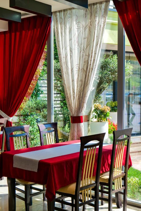 Lord Hotel Tirana Vorë Exteriér fotografie